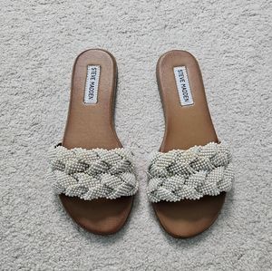 Steve Madden Phraya White Sandals